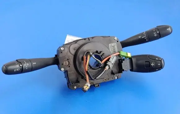 Peugeot 407 Other switches/knobs/shifts 96611304XT