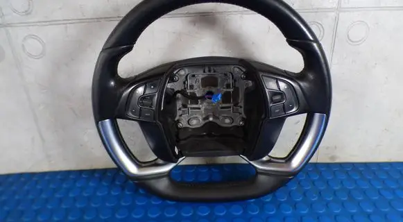 Citroen C4 II Picasso Steering wheel 96777865ZD B3D2500BDAT 622809600B