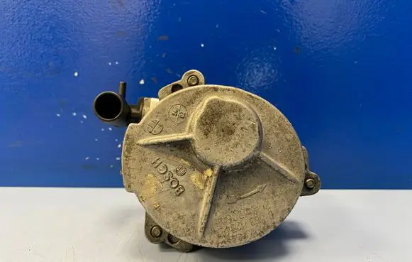 Vacuum pump