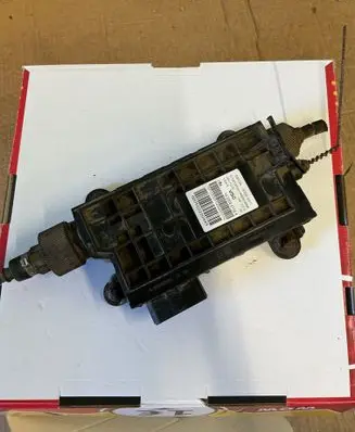 Toyota Avensis T270 Hand brake/parking brake motor 4630005010 000552250445 10220201184