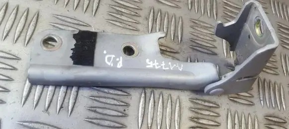 Mitsubishi Space Wagon Engine bonnet/hood hinges