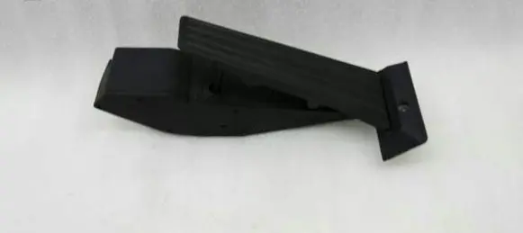 BMW 5 E60 E61 Accelerator throttle pedal 6772645