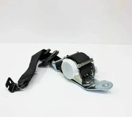 BMW X2 F39 Rear seatbelt 7441683