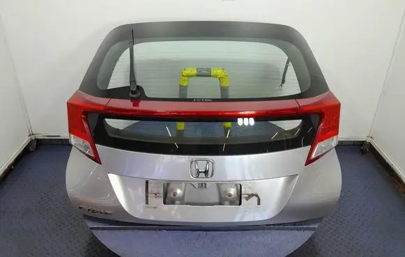 Honda Civic IX Tailgate/trunk/boot lid 