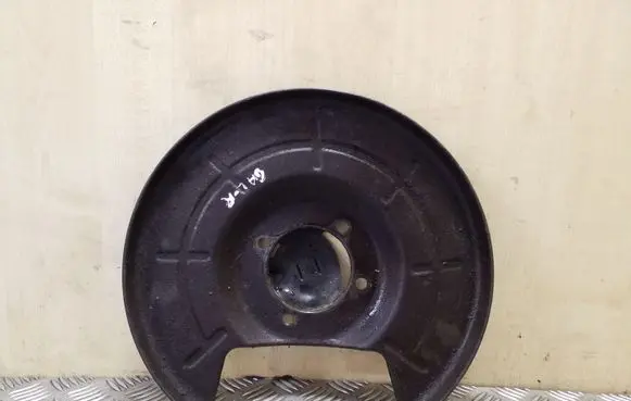 Opel Zafira C Rear brake disc plate dust cover 