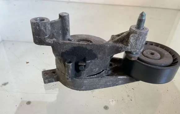 Seat Toledo III (5P) Generator/alternator belt tensioner 03G903315A