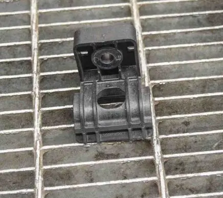 Opel Mokka Radiator support slam panel bracket 