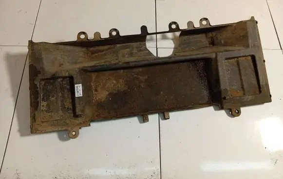 Nissan Pathfinder R51 Other trunk/boot trim element 84975EB300