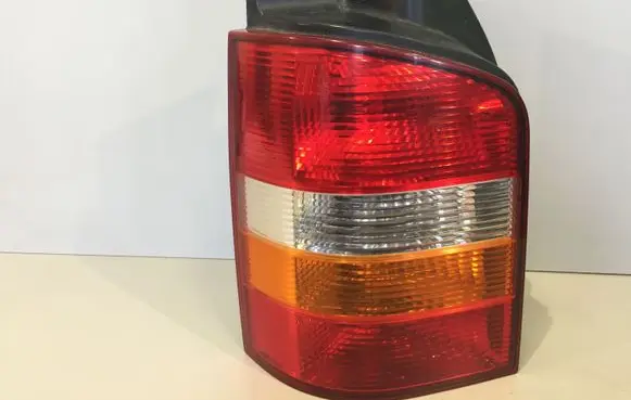 Volkswagen Transporter - Caravelle T5 Rear/tail lights 7H0945095G