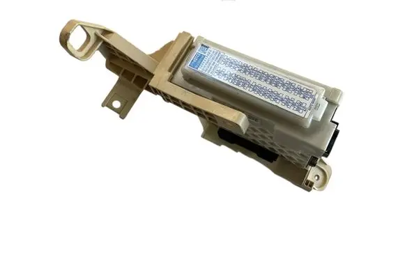 Toyota Highlander XU50 Fuse box set 827300ea70 827300ea70a 63583243