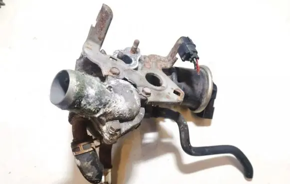 Honda CR-V EGR valve EE01 0297E