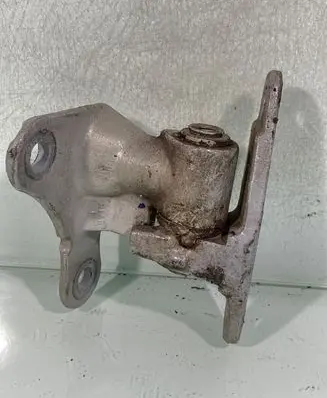 Mitsubishi Colt Front door lower hinge 