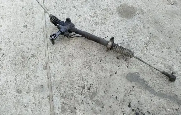 Volkswagen PASSAT B3 Steering rack