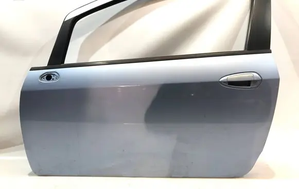 Fiat Grande Punto Front door