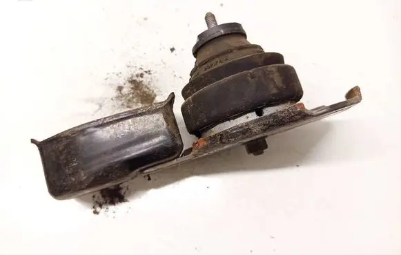 Volkswagen Sharan Engine mount bracket 
