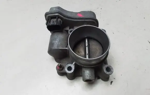 Opel Signum Throttle valve