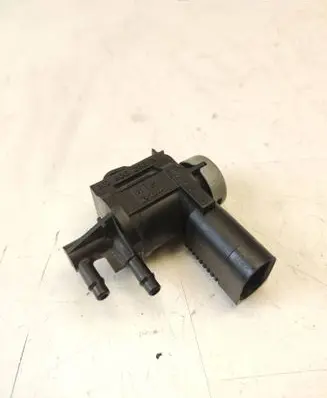 Audi A1 Turbo solenoid valve 1K0906283A