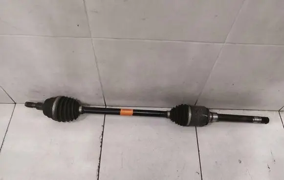 Mercedes-Benz GLE (W166 - C292) Front driveshaft A1663301300