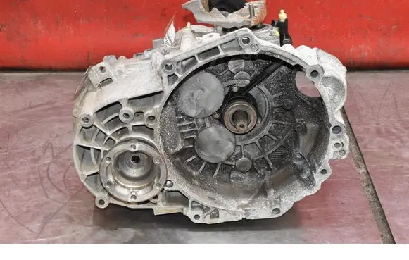 Volkswagen PASSAT CC Manual 6 speed gearbox NFU