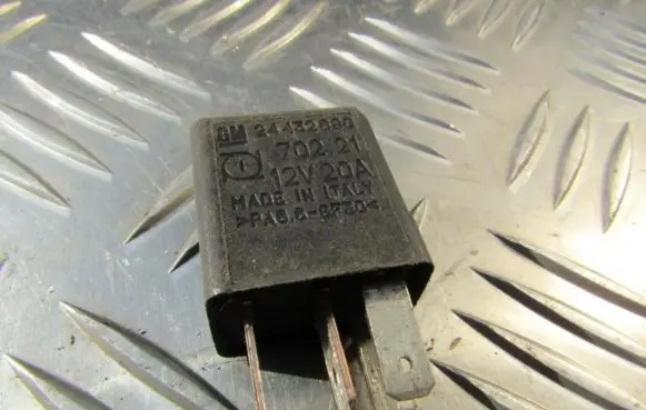 Opel Vectra B Other relay 24432680