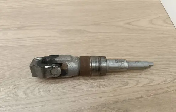 Volvo XC70 Steering column universal joint