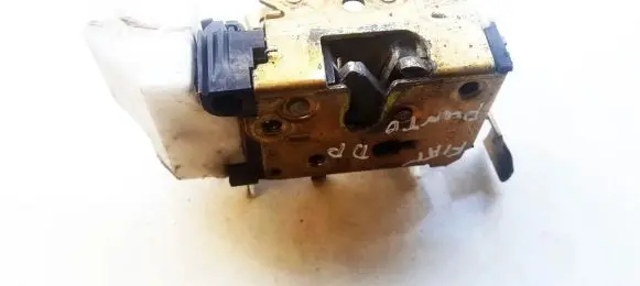 Fiat Punto (176) Front door lock B792