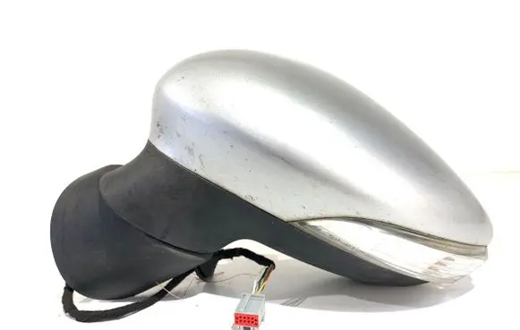 Ford Fiesta Front door electric wing mirror 