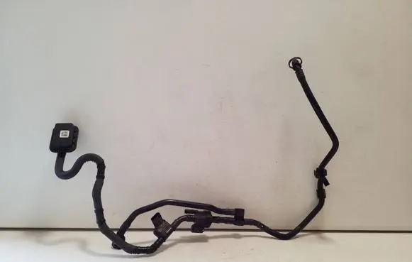 Audi Q3 F3 Breather/breather pipe/hose 05E133366AN 05E906052