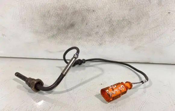 Mitsubishi Outlander Exhaust gas temperature sensor 03g906088af