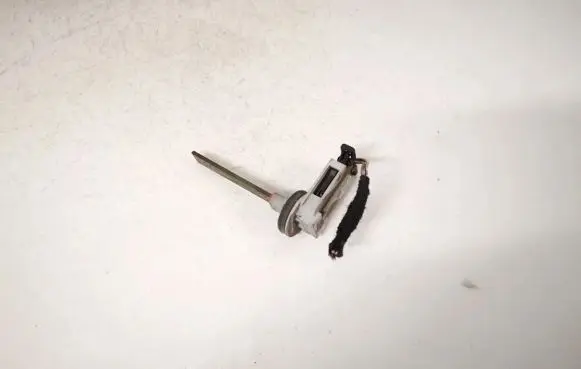Volkswagen PASSAT B6 Outside/exterior temperature sensor 4b0820539