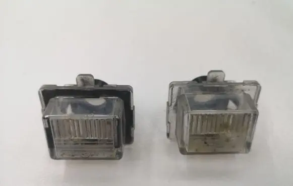 Mercedes-Benz E W212 Number plate light