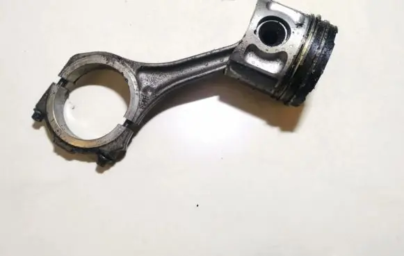 Audi A4 S4 B5 8D Piston with connecting rod 059f