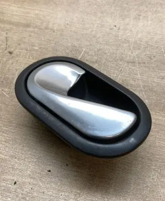 Renault Megane II Front door interior handle 5005400006 8200028487