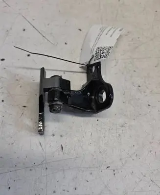BMW 7 E65 E66 Front door upper hinge 7017816