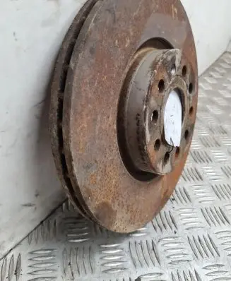 Volkswagen PASSAT CC Front brake disc