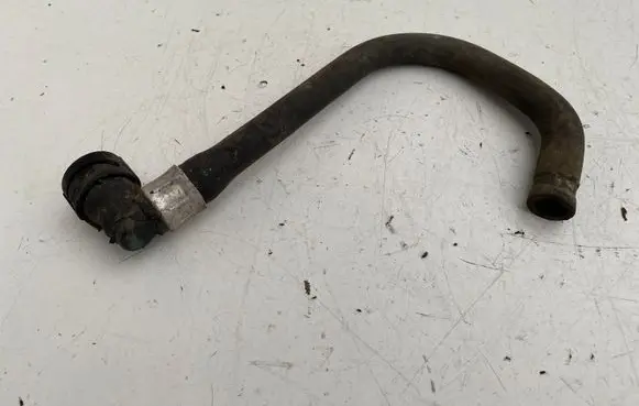 Volvo S80 Engine coolant pipe/hose