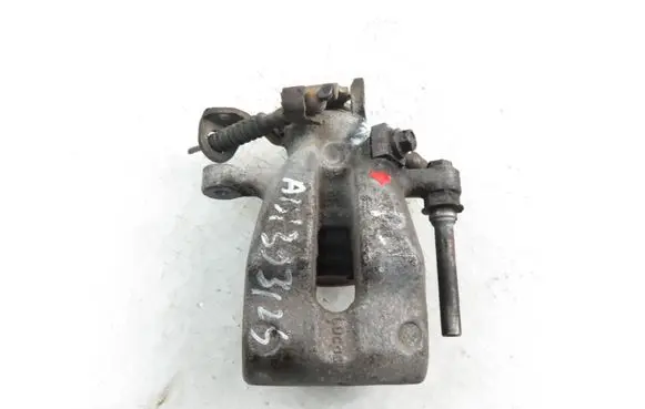Opel Zafira A Rear brake caliper 