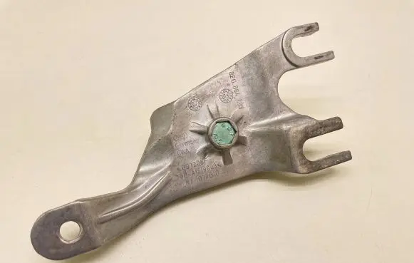 Audi A4 S4 B7 8E 8H Holder (bracket) 8E0864283
