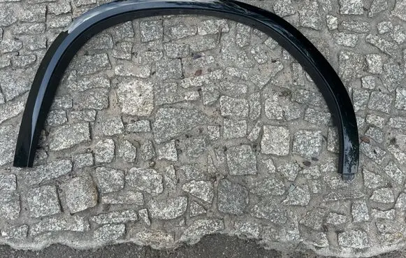 BMW X4 G02 Rear arch trim 8071013