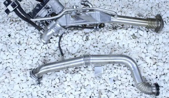BMW 7 G11 G12 EGR valve cooler 85764738576810