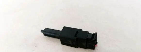Nissan X-Trail T31 Brake pedal sensor switch