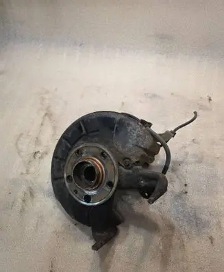 Audi A2 Front wheel hub 