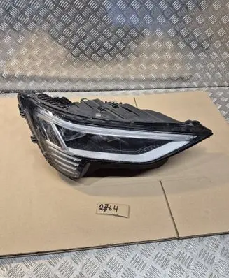 Audi e-tron Headlight/headlamp 4KE941040