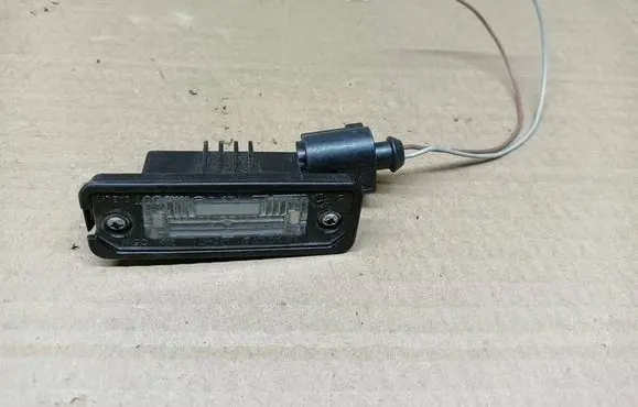 Seat Leon (1P) Number plate light 1J6943021B