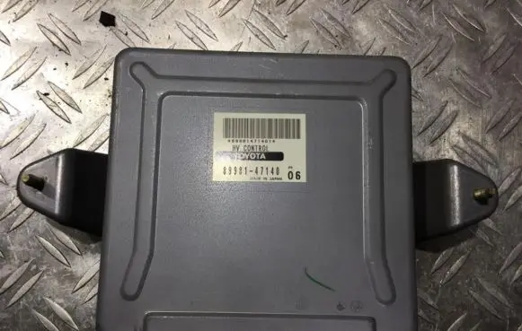 Toyota Prius (XW20) Engine control unit/module 8998147140