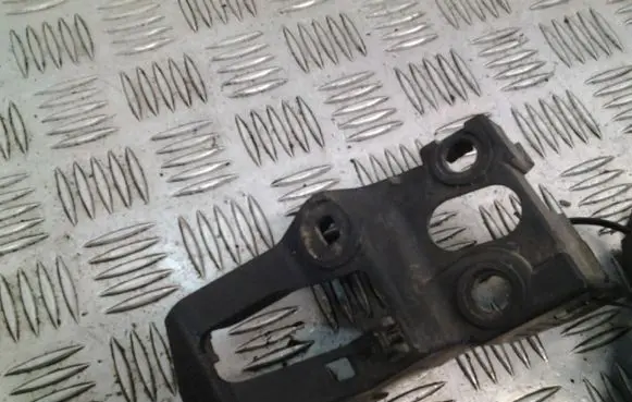 Audi RS4 Front bumper mounting bracket 8E0853921C