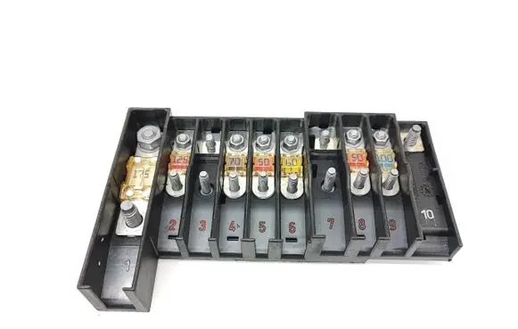 Volkswagen Transporter - Caravelle T5 Fuse module 7H6970187FD