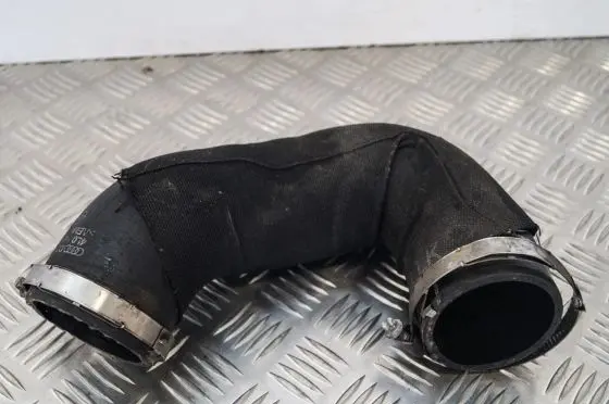 Audi Q7 4L Intercooler hose/pipe 4L0145972