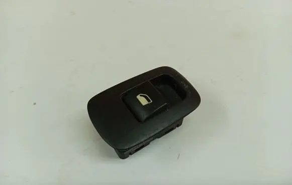 Citroen C4 Grand Picasso Electric window control switch 96639378ZD
