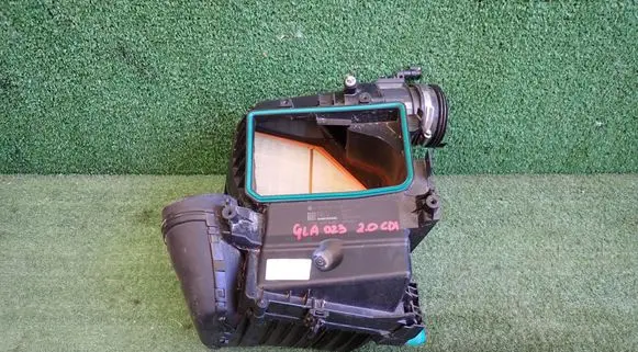 Mercedes-Benz GLA H247 Air filter box A6540900201